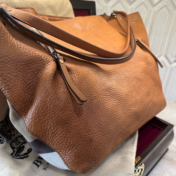 Burberry Maidstone Tote Tan Leather Shoulder Bag - Picture 5 of 16